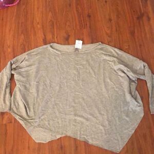 NWT Go Couture Oversized cozy gray asymmetrical top size L